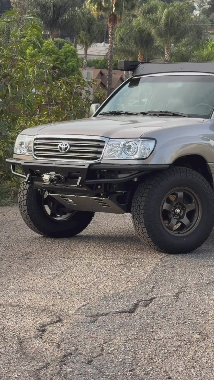 Land cruiser 100/ Lexus 470/ LC100/ LX470/ front bumper/ 100