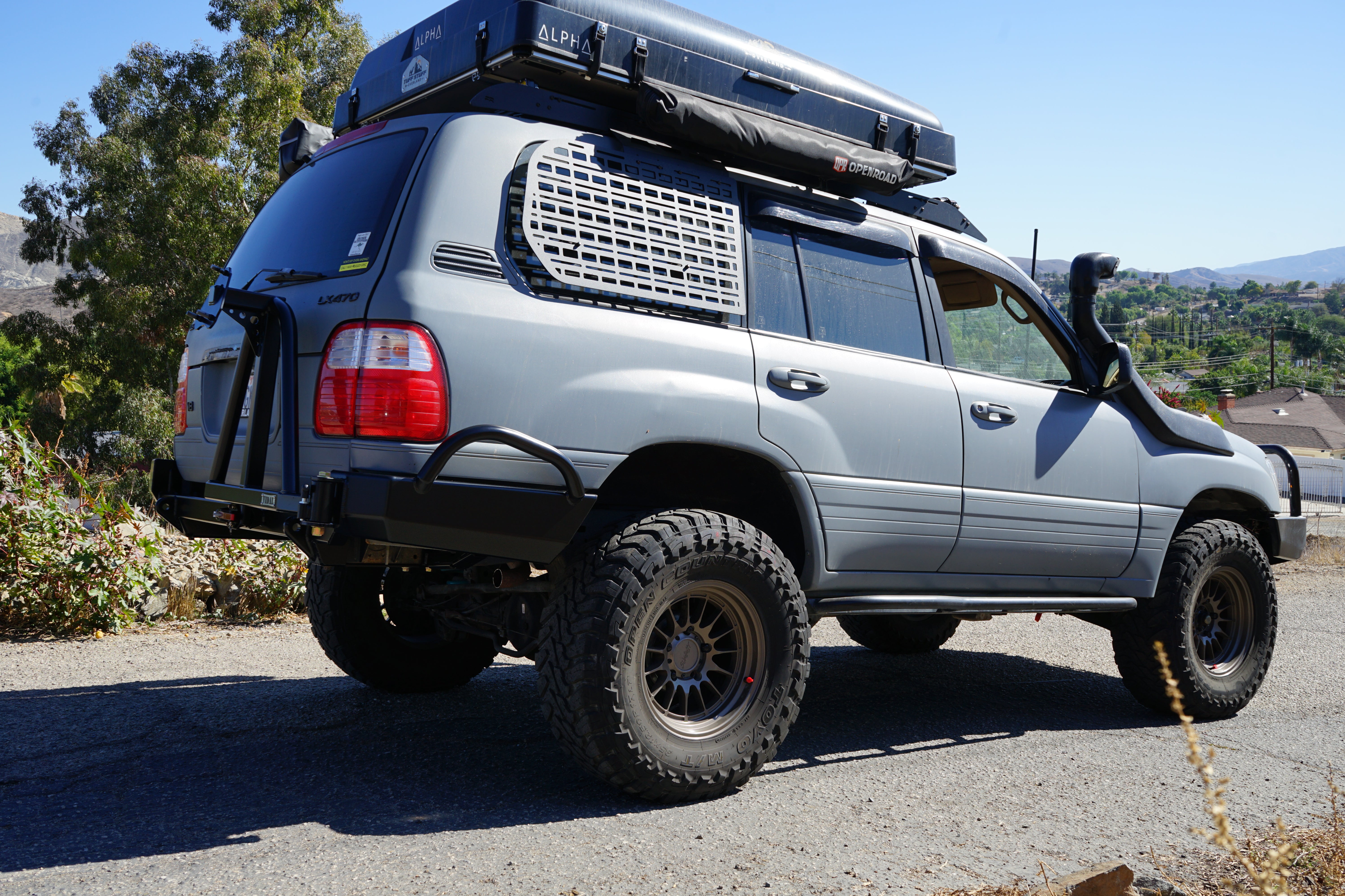 Land cruiser 100/ Lexus 470/ LC100/ LX470/ rear bumper/ 100 series